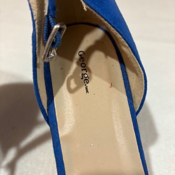 Women’s Size 7 George Heeled Shoe - Picture 6 of 6